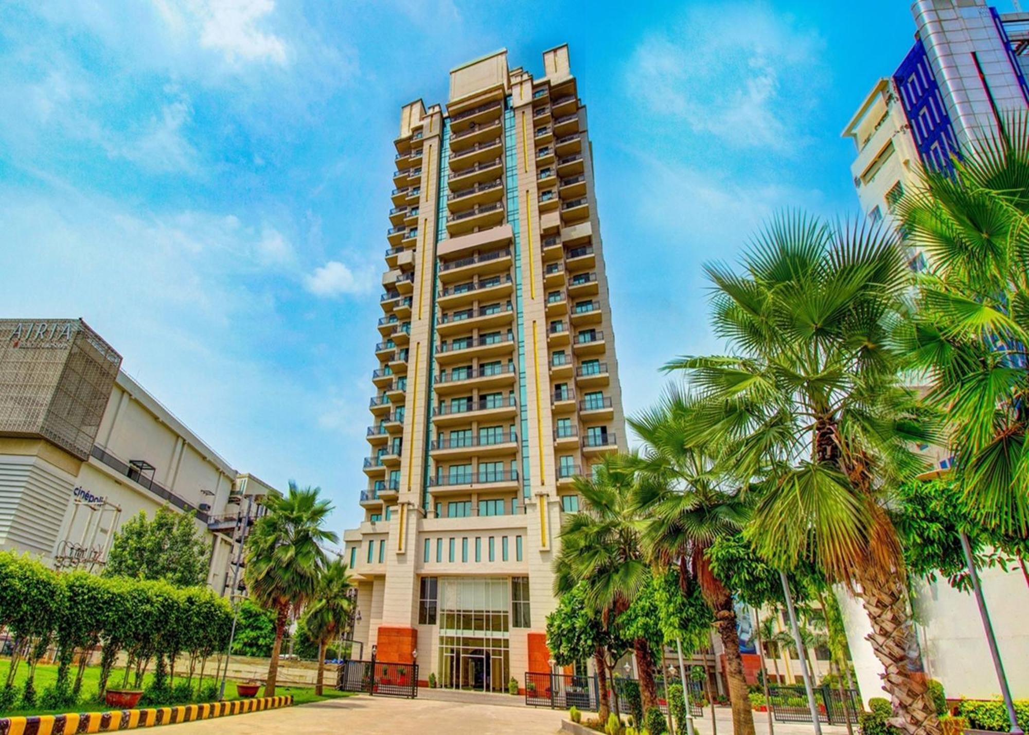Rhythm Gurugram Hotel & Suites, Sohna Road 구르가온 외부 사진
