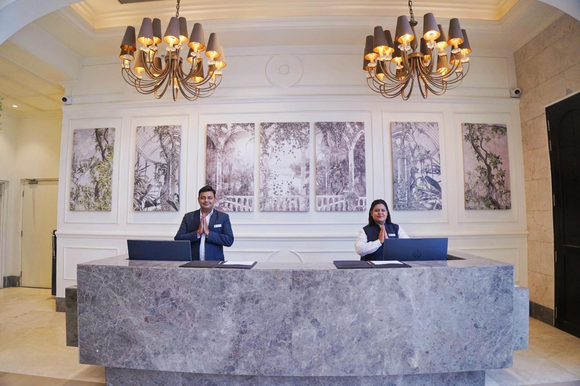 Rhythm Gurugram Hotel & Suites, Sohna Road 구르가온 외부 사진